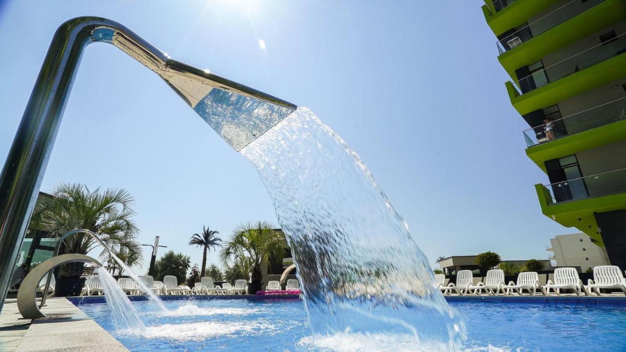 Năvodari Isabelle Apartament Alezzi Beach Resort Mamaia Nord מראה חיצוני תמונה