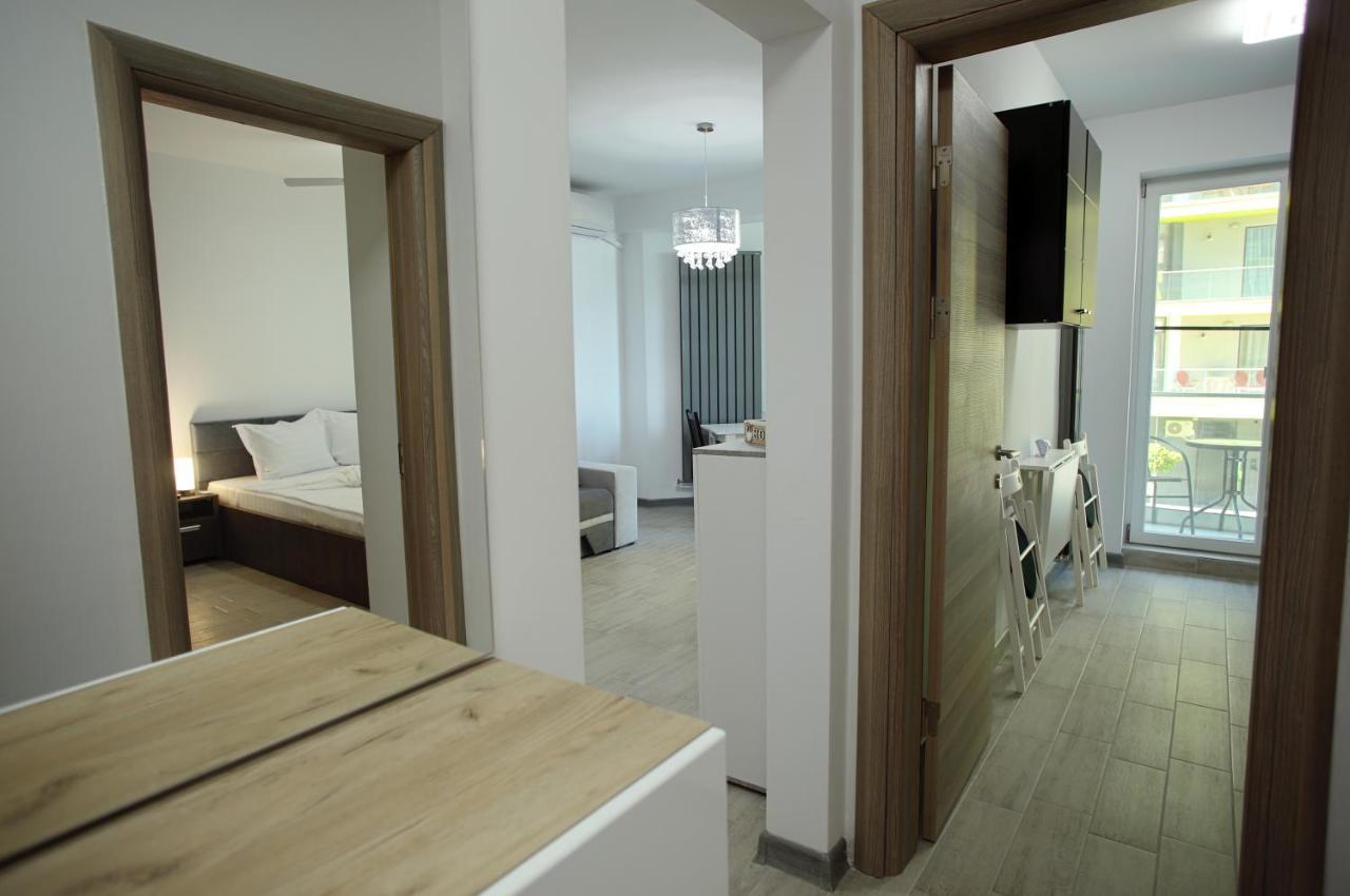Năvodari Isabelle Apartament Alezzi Beach Resort Mamaia Nord מראה חיצוני תמונה
