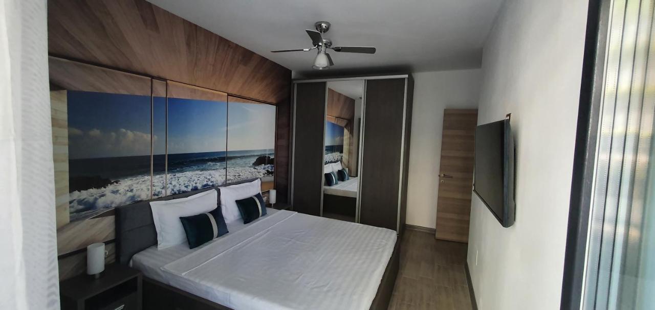 Năvodari Isabelle Apartament Alezzi Beach Resort Mamaia Nord מראה חיצוני תמונה