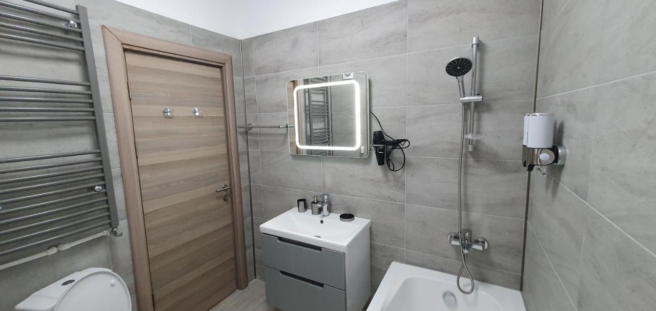 Năvodari Isabelle Apartament Alezzi Beach Resort Mamaia Nord מראה חיצוני תמונה