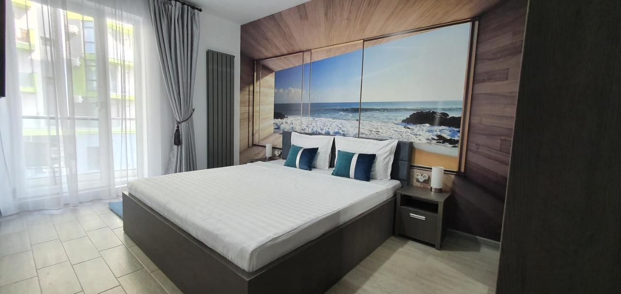 Năvodari Isabelle Apartament Alezzi Beach Resort Mamaia Nord מראה חיצוני תמונה