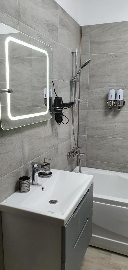 Năvodari Isabelle Apartament Alezzi Beach Resort Mamaia Nord מראה חיצוני תמונה