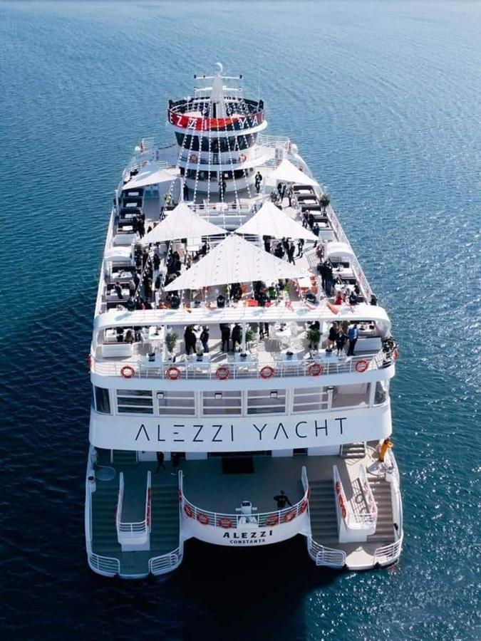 Năvodari Isabelle Apartament Alezzi Beach Resort Mamaia Nord מראה חיצוני תמונה